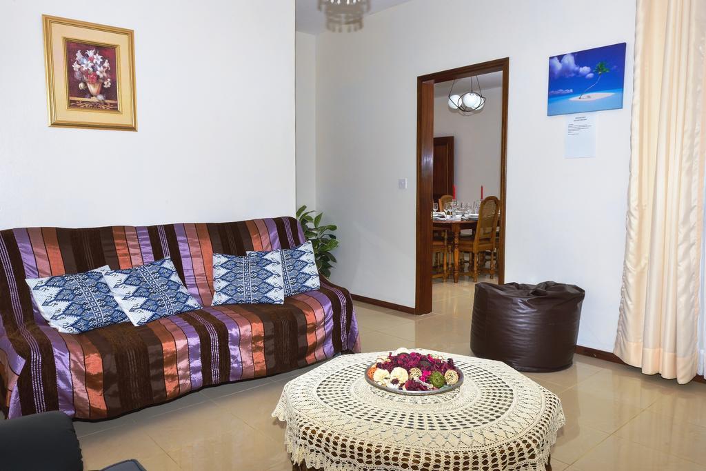 Sunset Villa Flic en Flac Экстерьер фото